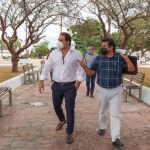 Julián Zacarías Curi recorre parque independencia