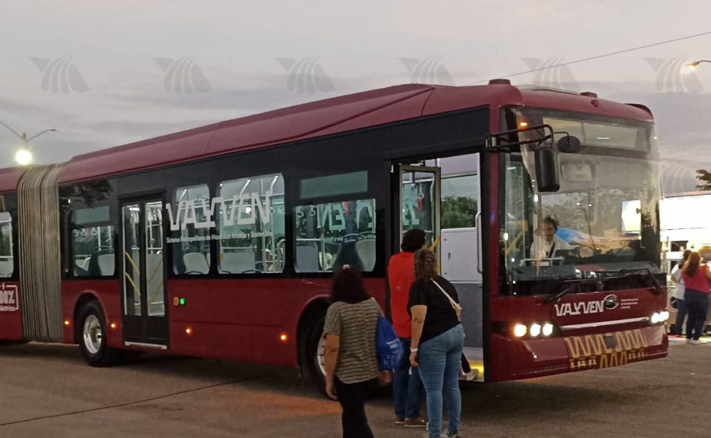 va-y-ven-color-guinda-cuando-comenzara-a-operar-y-que-rutas-abarcara