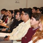 Jóvenes de la UADY participan en jornada de selección internacional para el Verano Disney.