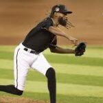 El pitcher exligamayorista Miguel Castro llega a Leones.