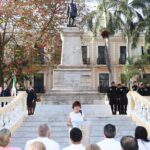 Rinden homenaje a Manuel Cepeda Peraza en Mérida.
