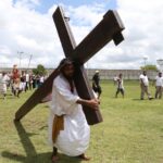 Representan el viacrucis en el Cereso de Mérida.