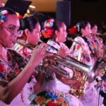 Reafirma su respaldo al talento de las mujeres en la jarana yucateca.