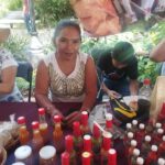 Artesanas yucatecas llevan su talento a la Plaza Grande.